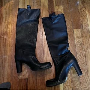 Roberto Del Carlo black leather knee high heel boots